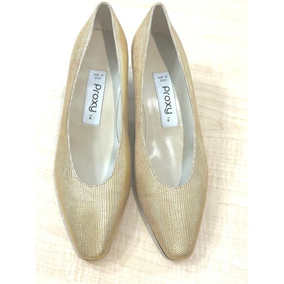 Vintage Proxy Heels Made in Spain Womans Size 7 Gold - Picture 4 of 5